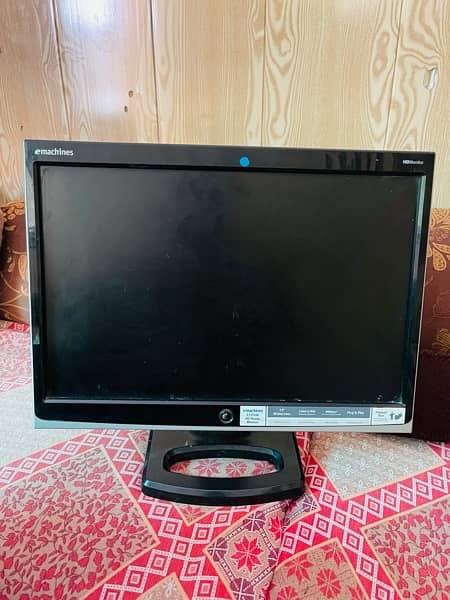 pc with lcd and laptop 1st gen for sale 4