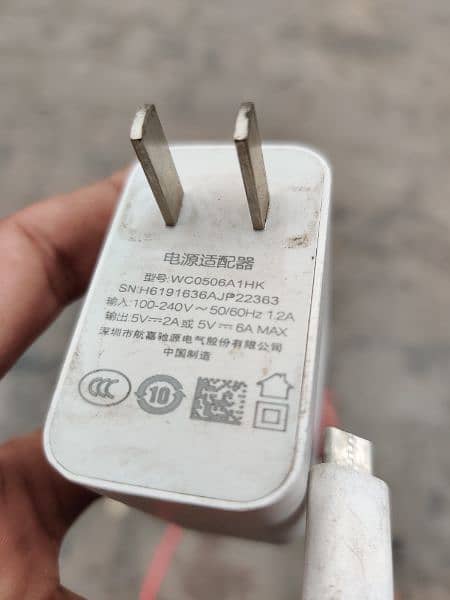 OnePlus Warp Charger type - C 1