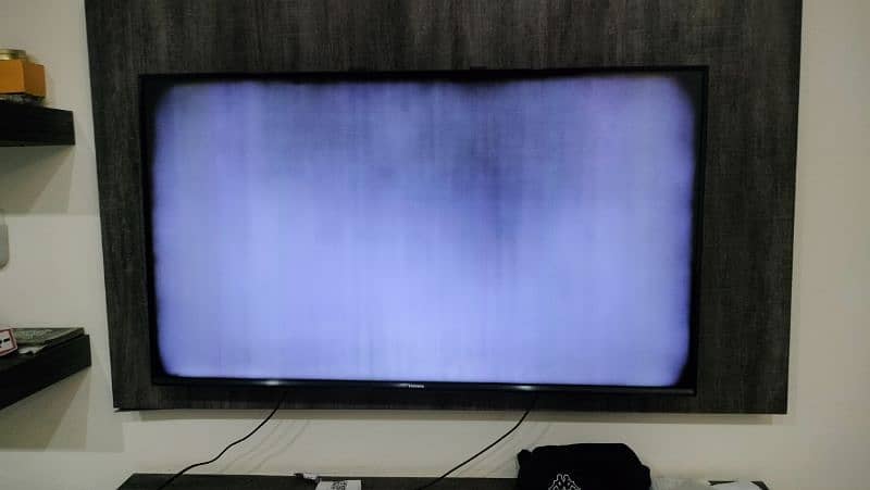 Samsung 42" LCD 0