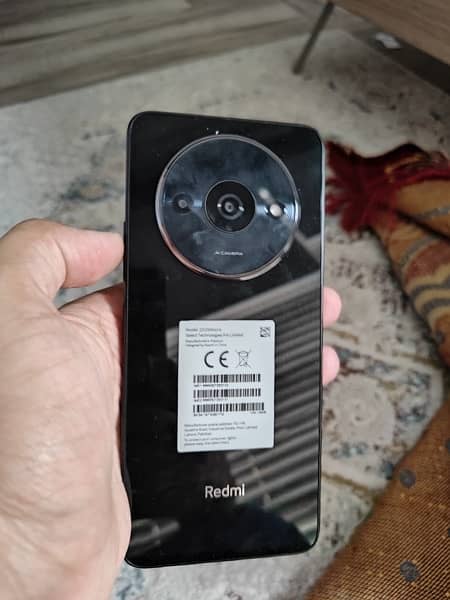 Redmi A3 4GB/128GB Black 10/10 condition 4