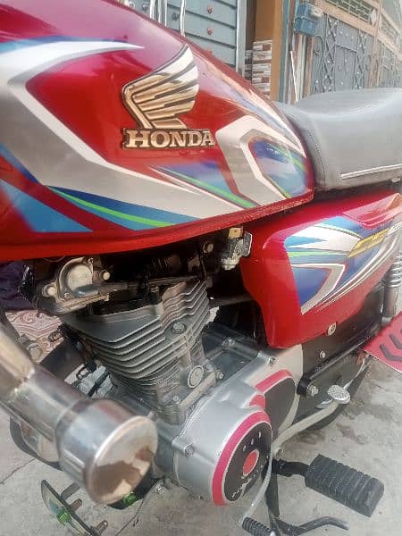 urgent sale Honda 125 6