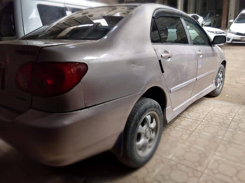 Toyota Corolla SE Saloon 2003 1