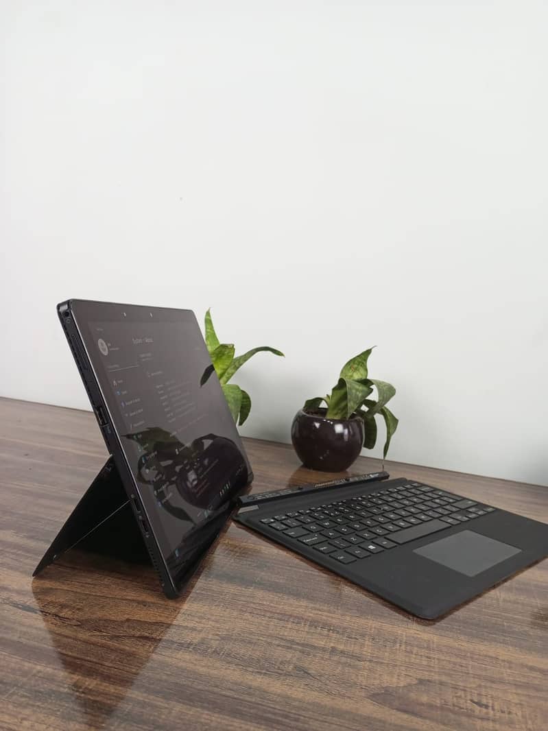 Dell Latitude 5290 I5 8th generation touch 13