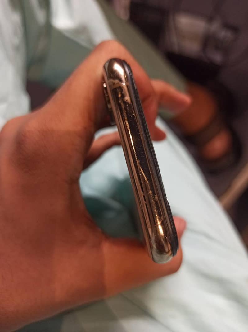 iphone XS / non pta / Xs for sell / factory unlocked 5