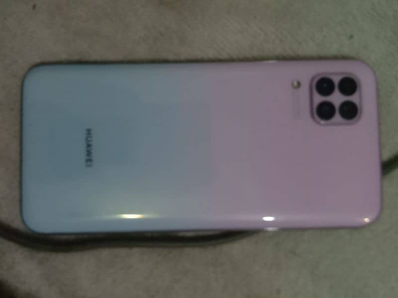 huawei nova7i 10by10 8\128 with all accessories 1