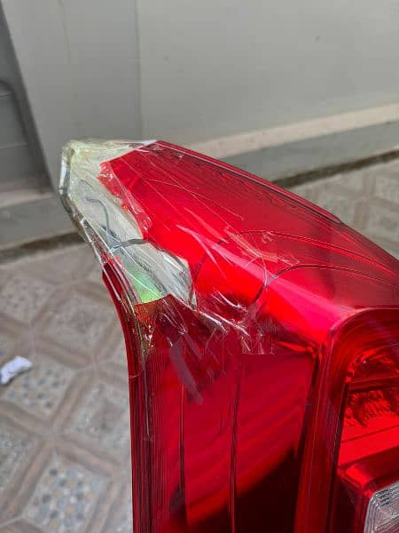 Left side rear light for swift 2023 model 0