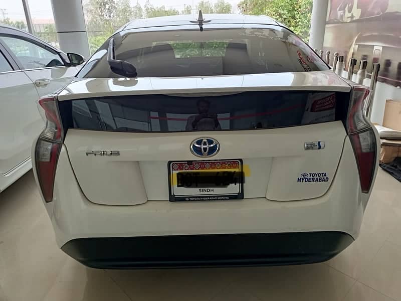 Toyota Prius 2017 0