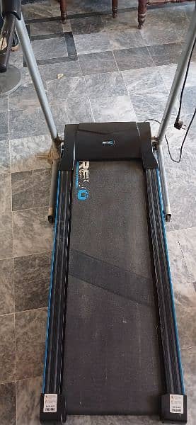 Revo Treadmill (For sale) 2