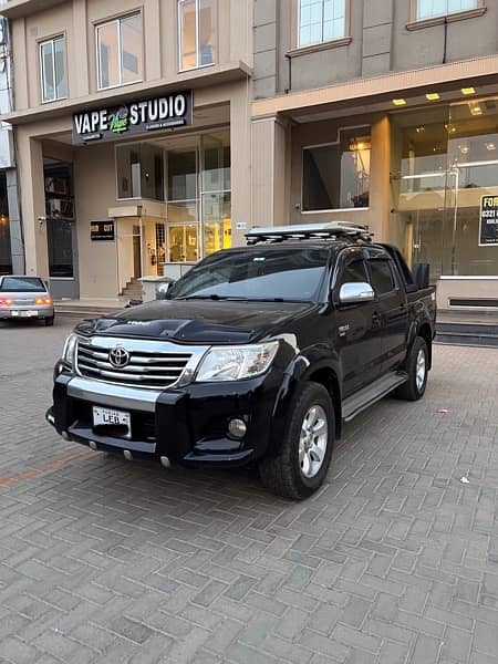 Toyota Hilux Vigo champ 4X4 Model 2015 2