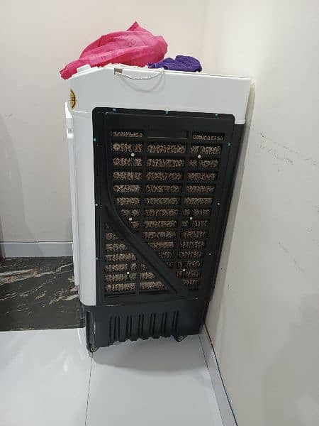 JUMBO SIZE SUPER ACTION AIR COOLER 0