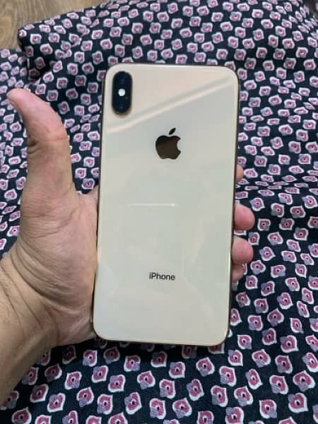 I phone xs max golden color condition 10.9 battery halt 79 pta aproved 0