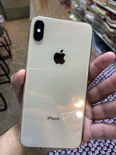 I phone xs max golden color condition 10.9 battery halt 79 pta aproved 7