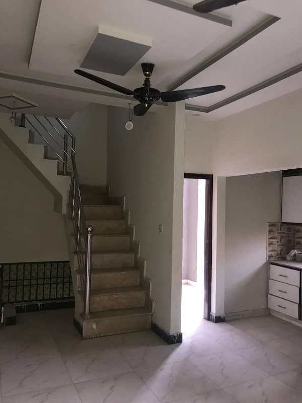 A Prime Location 3.5 Marla House Located In Shahbaz Town Is Available For Sale 11