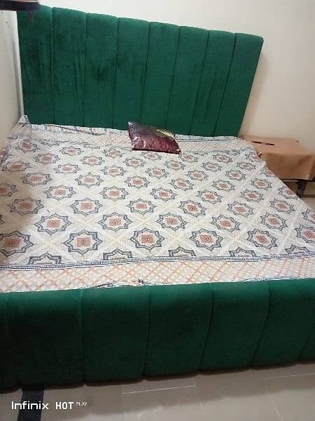 King size Cushion Design Bed for sale 1