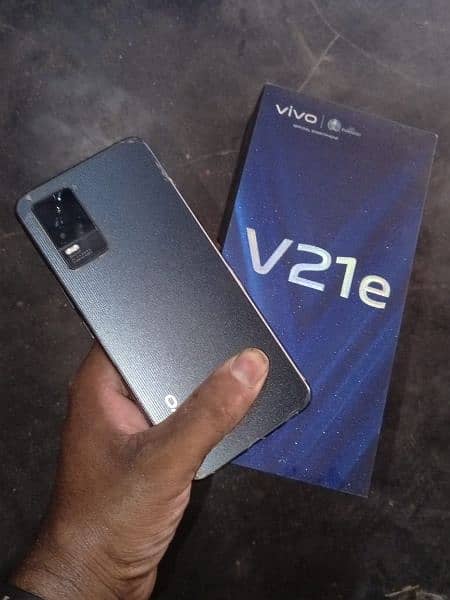 Vivo v21e for sale WhatsApp 0304 6886089 4