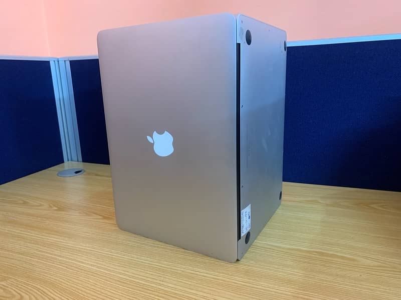 brand new macbook air 3