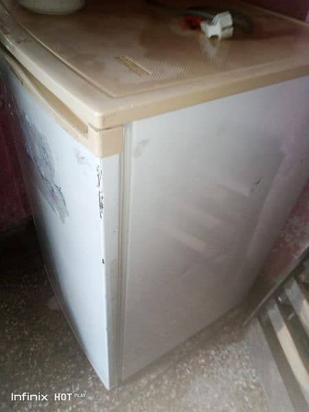 JAPANESE CONTAINER KELVINATOR FRIDGE FRESH STOCK LOT CONTAINER MALL 0