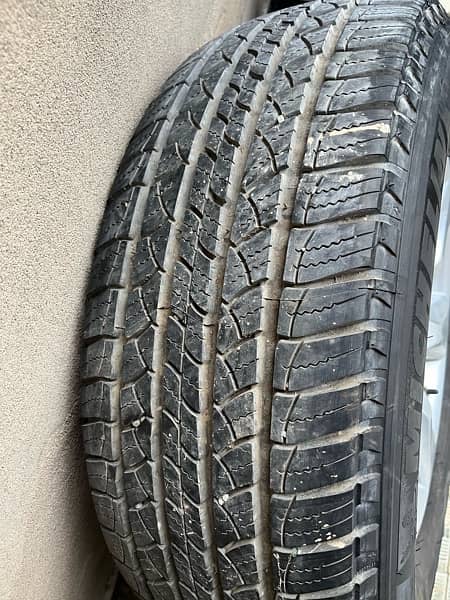 Toyota Prado tyre Michelin 265/65 R17 0