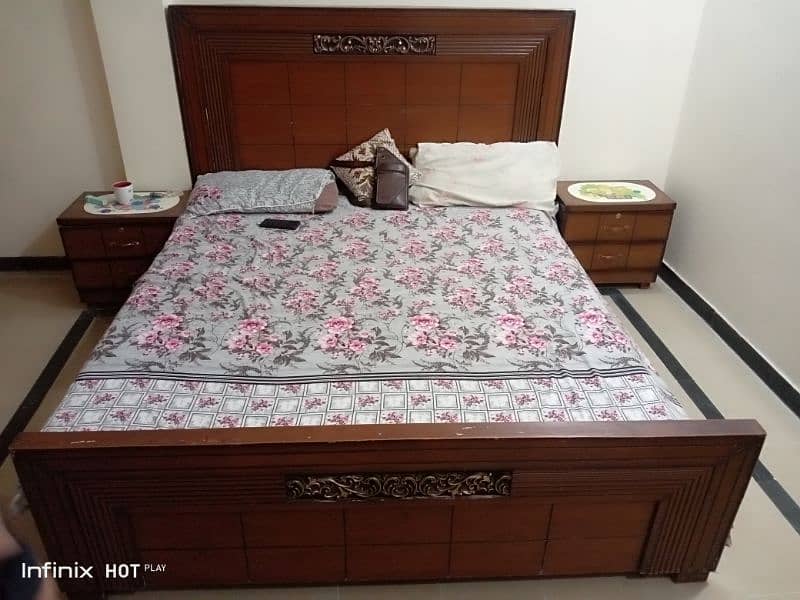 Wooden Bed for Sale 0