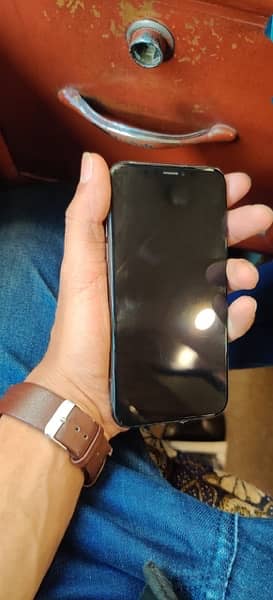 iphone x 64gb non pta 10.9  condition no any singl fault 5