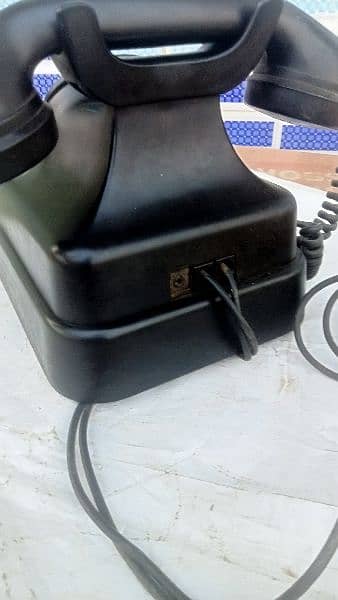 vintage telephone set 8