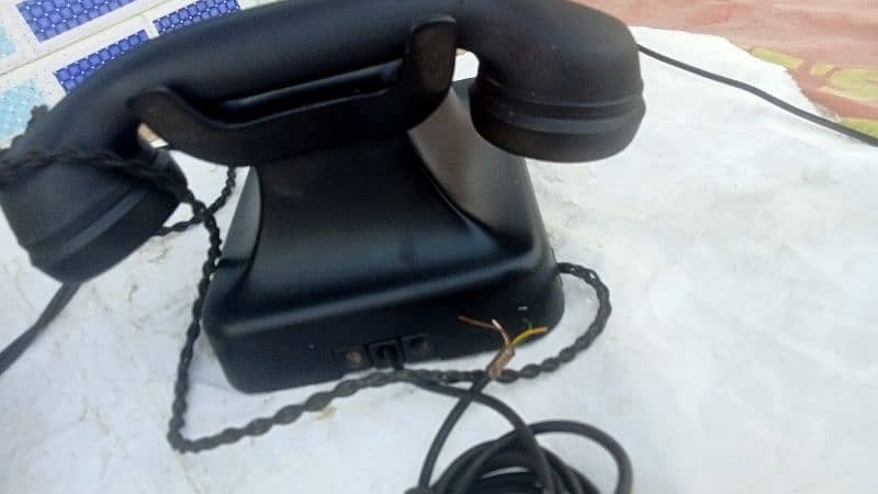 vintage telephone set 13