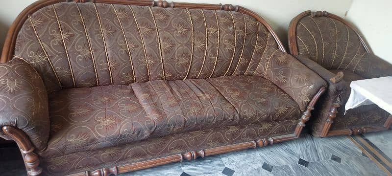 5 Seater sofa for sale. 1