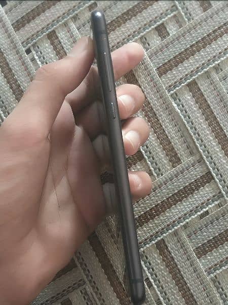 Motorola Moto z4 non PTA 3