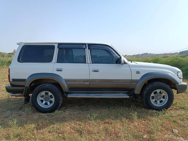 Toyota Land Cruiser 1994 3