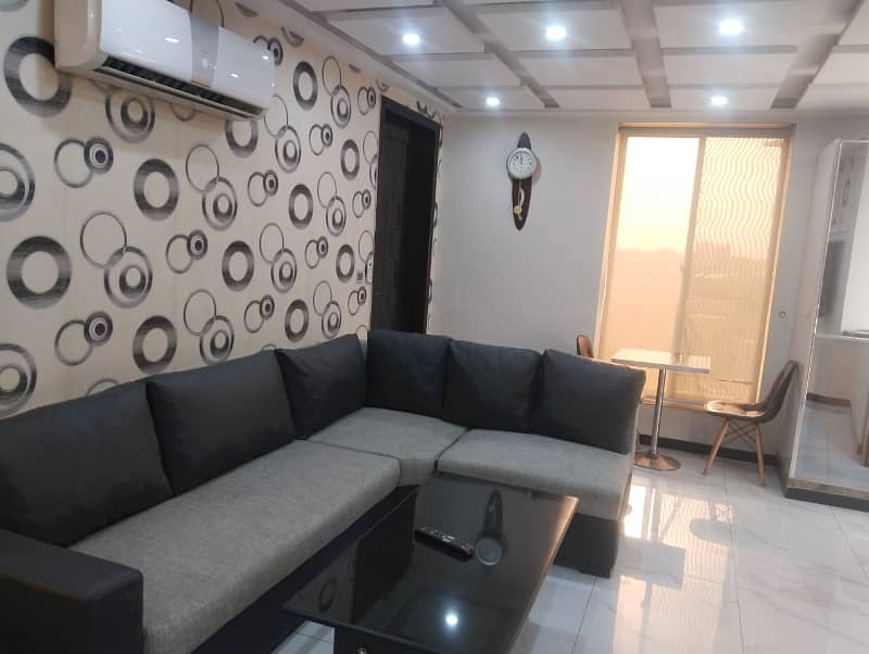 One bedroom VIP apartment for rent for short stay in bahria town 2