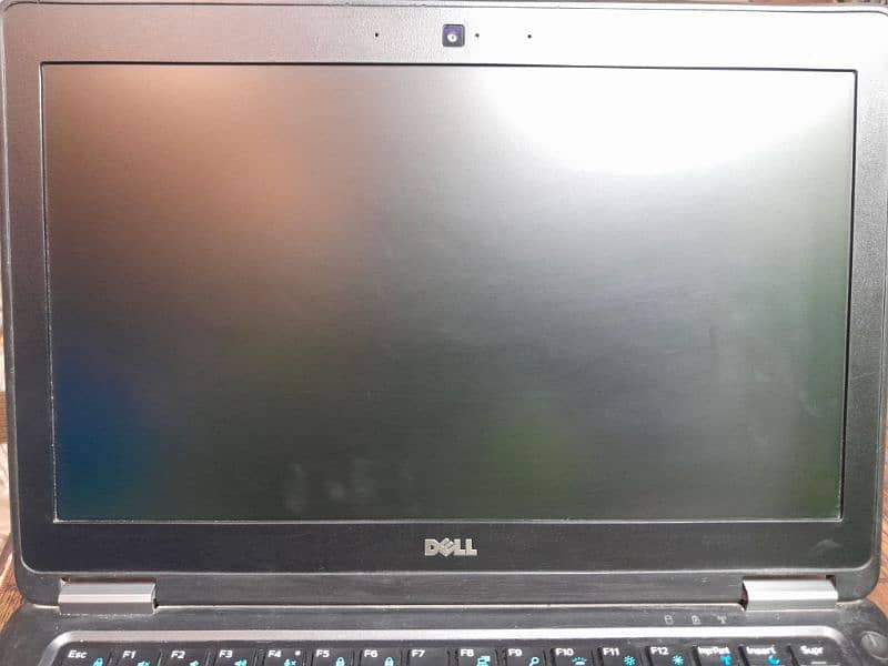 Dell latitude e7250 i7 5600U 8/256gb SSD Black colour 1