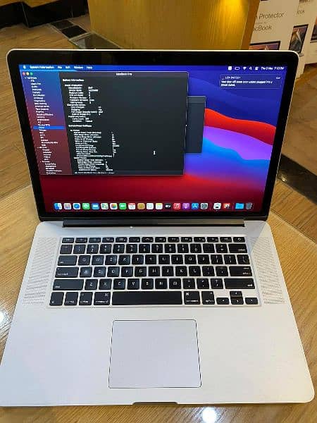 Macbook Pro 2015 Mid 6GB Ram 512 GB SSD 0