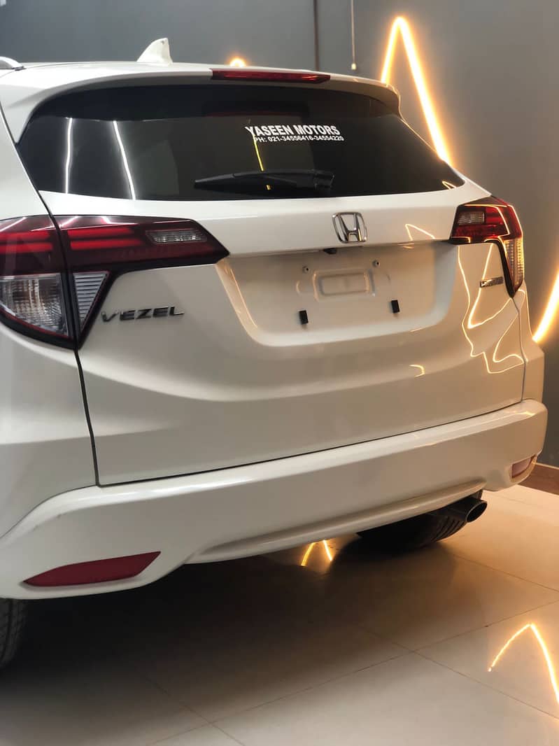 Honda Vezel 2016 3