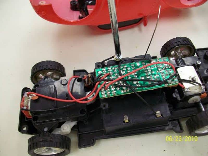 Remote control toys repairing centre 10