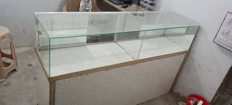 glass counter 1