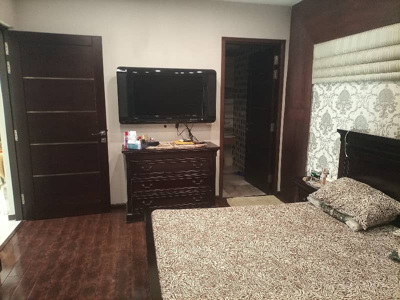 10 Marla Owner Build House For Sale In DHA Phase 5 11