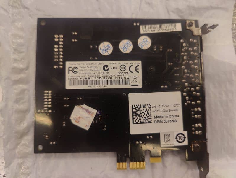 creative sound blaster Recon 3D Sb1350 PCI internal sound card. 1