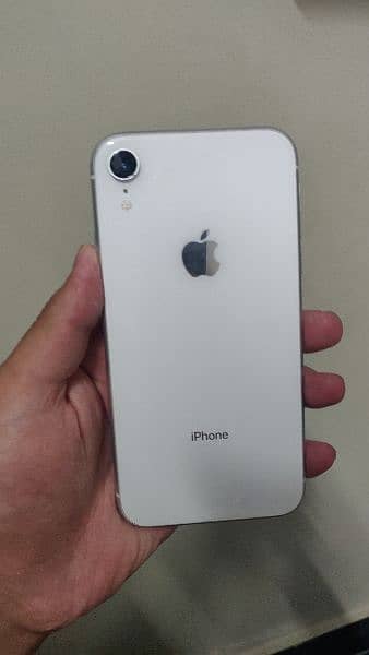 iphone XR 0