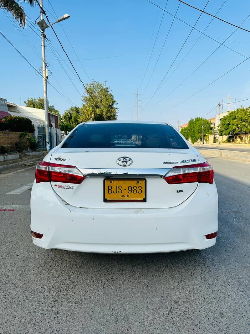 Toyota Corolla Altis 2017 7