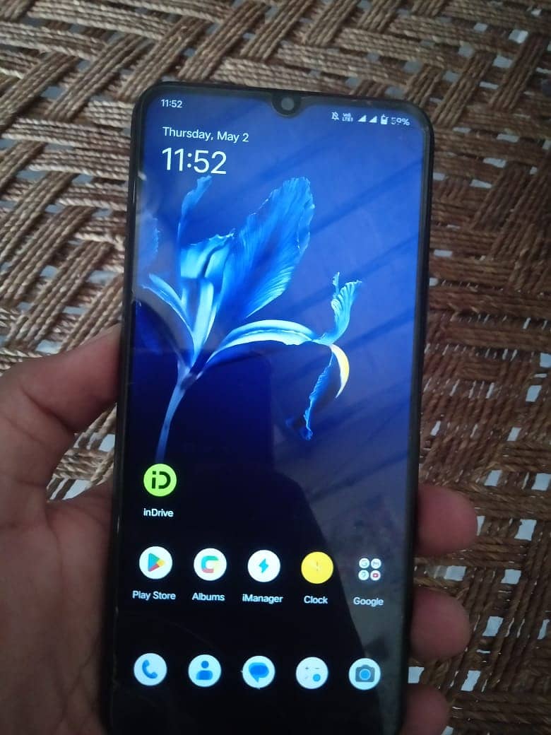 vivo y20 black color men hai 1