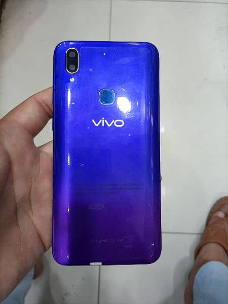 Vivo V11i 8 / 256 only mobile Original kit 0