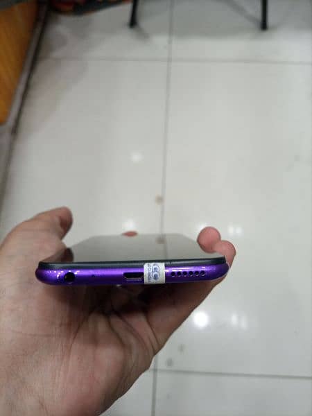 Vivo V11i 8 / 256 only mobile Original kit 3