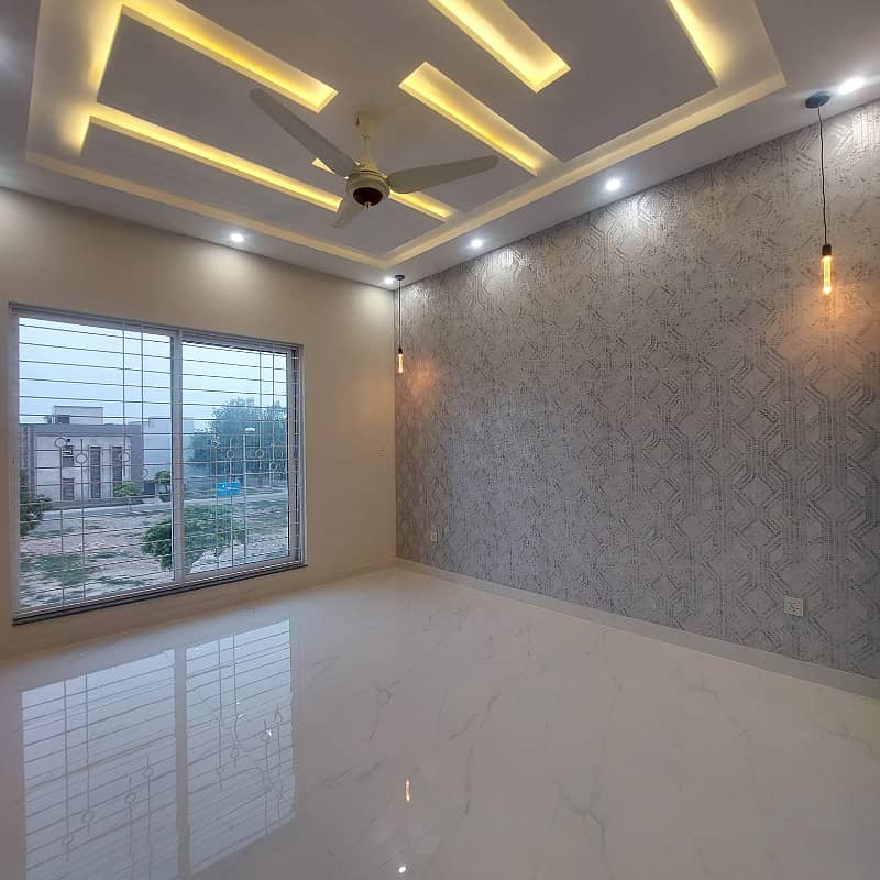 12 Marla House Available For Sale In Jinnah Block In Bahria Town Lahore 8