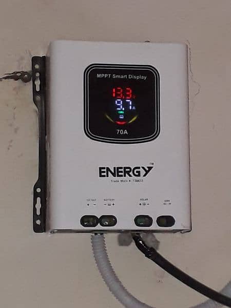 Non Hybrid Mppt controller Energy Company 3