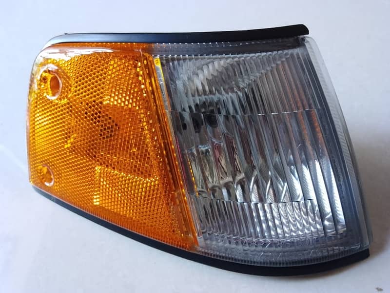 Honda Civic 1988-1989 Corner Light/Side Marker 0