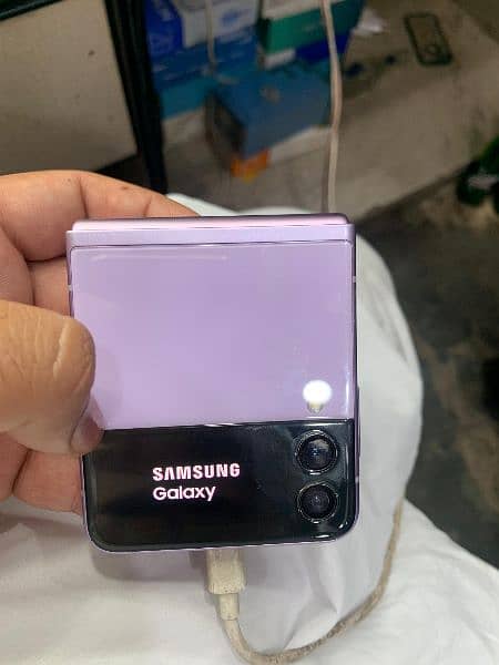 Samsung Flip3 Non PTA 2