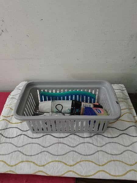 Rectangular storage basket 1
