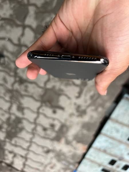 iphone 11pro max 64gb non pta 9