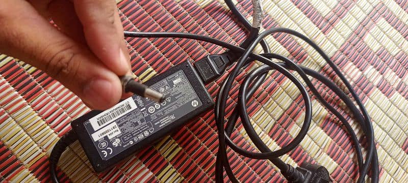 laptop charger 3