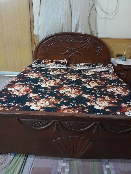 bed with side tables and dressing table 6